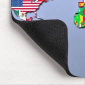 De Wereldkaart met hun vlag Muismat (Hoek)