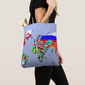De Wereldkaart met hun vlag Tote Bag (Dichtbij)
