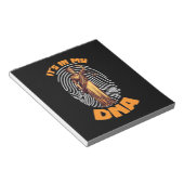 De wet staat in het DNA van de advocaat Notitieblok (Schuin)