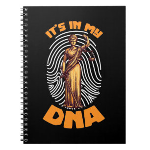 De wet staat in het DNA van de advocaat Notitieboek