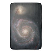 De Whirlpool Galaxy M51 & Companion in de ruimte Badmat (Voorkant Verticaal)