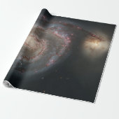 De Whirlpool Galaxy M51 & Companion in de ruimte Cadeaupapier (Uitgerold)