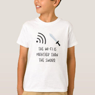 De WiFi is machtiger dan het Zwaard T-shirt