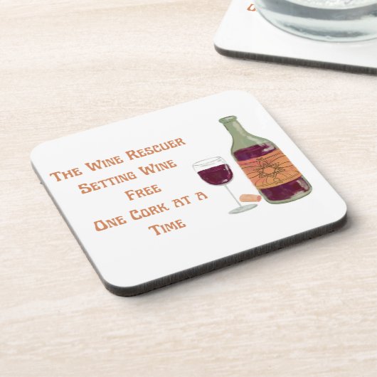 De wijnredder die wijn vrij op een bier onderzetter (Linkerzijde)