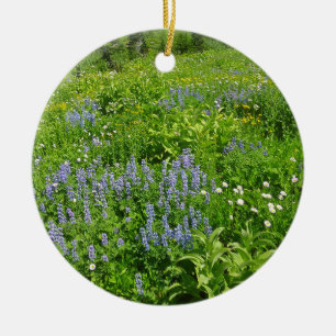 De wilde bloemen op Mount Rainier Keramisch Ornament