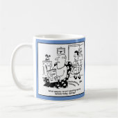 De winst van de vrouw van het uitgeven verspreidt  koffiemok (Links)