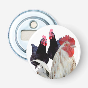 De witte haan en zijn zwarte kippen button flesopener