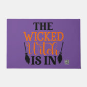 De witte heks zit in deurmat (Voorkant)