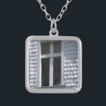 de witte oude kerk in de bergen zilver vergulden ketting<br><div class="desc">de witte oude kerk in de bergen</div>