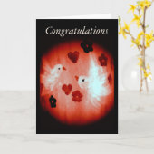 De witte Tortelduifjes van de Harten van Duiven Kaart (Gele Bloem)