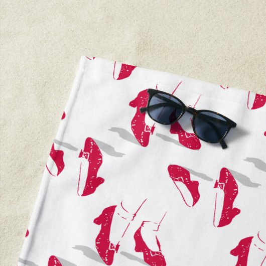 De wizard OZ™ | Ruby Slippers™-patroon Strandlaken (In situ)