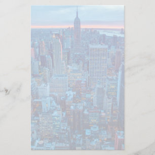 De wolkenkrabbers van Manhattan zijn verlicht Briefpapier