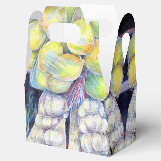 De wonderen van de natte markten, Singapore Bedankdoosjes (Geopend)