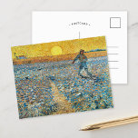 De zaaier | Vincent van Gogh Briefkaart<br><div class="desc">De zaaier (1888) van Vincent van Gogh is een krachtig post-impressionistisch schilderij dat een boer voorstelt die zaden zaait in een uitgestrekt veld onder een stralende gele hemel. Het kunstwerk weerspiegelt Van Goghs bewondering voor landarbeid en zijn fascinatie voor de cyclussen van de natuur. Het levendige kleurenpalet van goudgeel, diepblauw...</div>