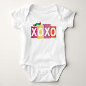 De zeer Hongaarse pijler | XOXO Romper (Voorkant)