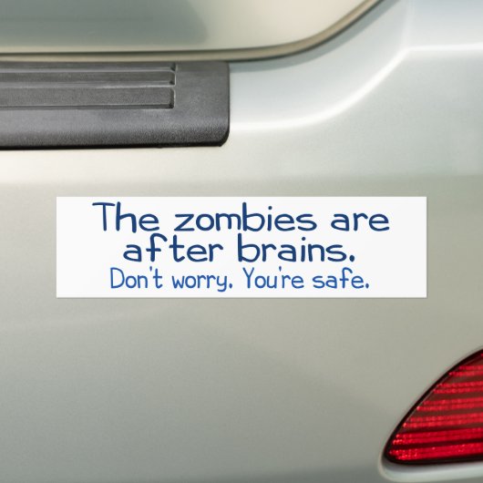 De zombies zitten achter de hersenen bumpersticker (Op auto)
