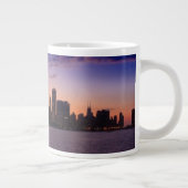 De zon gaat onder boven de skyline van Chicago Grote Koffiekop (Rechts)
