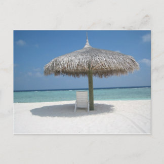 De zon, het Zee, de zand en de schaduw Briefkaart