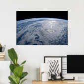 De zon straalt uit op de Stille Zuidzee. Poster (Thuiskantoor)