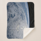 De zon straalt uit op de Stille Zuidzee. Sherpa Deken (Voorkant)