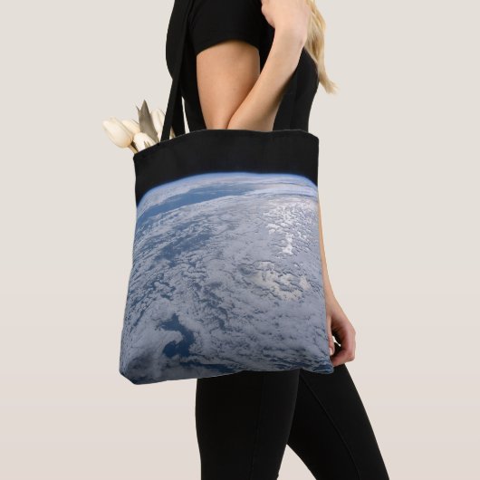 De zon straalt uit op de Stille Zuidzee. Tote Bag (Dichtbij)