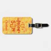 De Zonnezonsondergang volgt de Zonnegekleurde Teks Bagagelabel (Voorkant horizontaal)