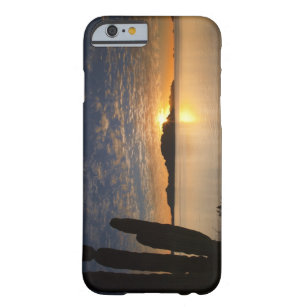 De zonsopgang boven Isla Danzante in de Golf van G Barely There iPhone 6 Hoesje