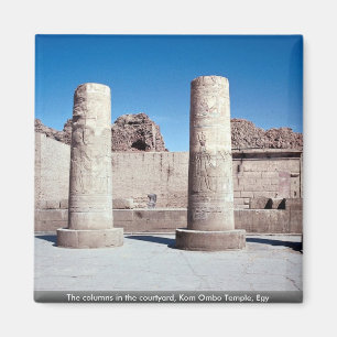 De zuilen in de binnenplaats, Kom Ombo Temple, Egy Magneet