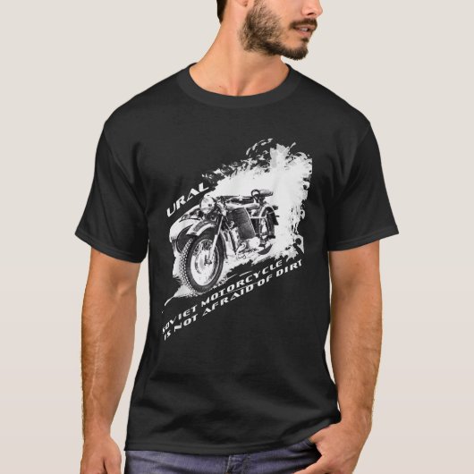 De zware sovjetmotoren zoals URAL zijn niet bang T-shirt (Voorkant)