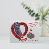 De zwarte Cocker-spaniël #2 u heeft de Omhelzingen Feestdagenkaart (Staand voorkant)