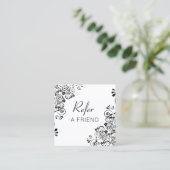 De zwarte en Witte Floral Rol Verwijs een Vriend Aanbevelingskaartje (Staand voorkant)