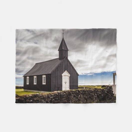 De Zwarte Kerk van Budir, IJsland Fleece Deken (Voorkant (Horizontaal))