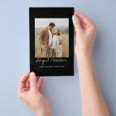 De zwarte Witte van de begroting sparen de Uitnodi Flyer (Hand)