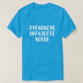 De Zweden vielen Noorwegen binnen in Noors blauw T-shirt