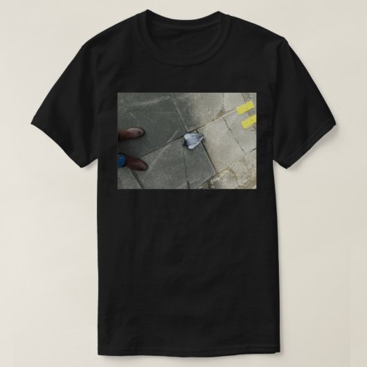 Dead Bird Pigeon Shoes 2 T-shirt (Design voorkant)