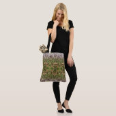 Dead Flowers Patroon 8 Groot Tote Bag (Op model)
