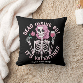 Dead Inside beroemd gemaakt door Valentijn's Funny Kussen