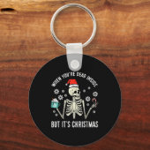 Dead Inside But Its Christmas Skeleton Coffee Xmas Sleutelhanger (Voorkant)