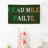 Dead Mile Failte overlay op Ierse vlag Spandoek (Insitu)