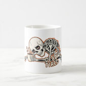 Dead Tired Skeleton Funny Halloween Coffee Mok (Center)