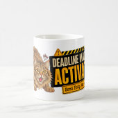 Deadline Modus Geactiveerd Kat voor Gestresste Wer Koffiemok (Center)