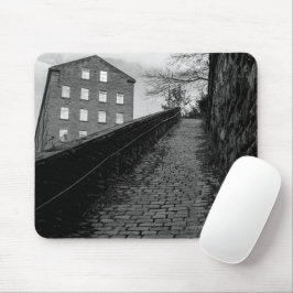 Dean Clough Ascent - Echo's van Brandt Muismat