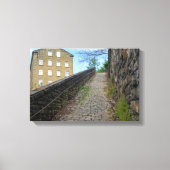 Dean Clough Cobblestone Climb - Geest van Brandt Canvas Afdruk (Voorkant)