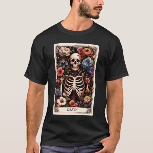 Death Tarot Kaart Witchy Skeleton Botanisch T-shirt (Voorkant)