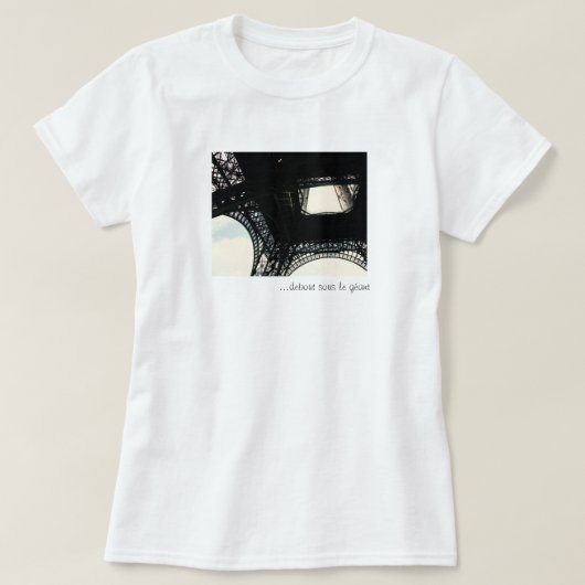 … debout géant sous le t-shirt (Design voorkant)