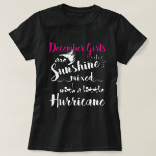 December Girls Sunshine mengde kleine orkaan T-shirt