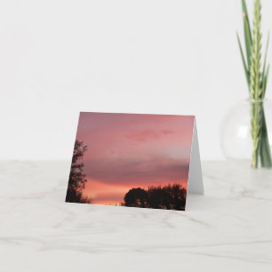 December - Red Dawn op een blanco briefkaart