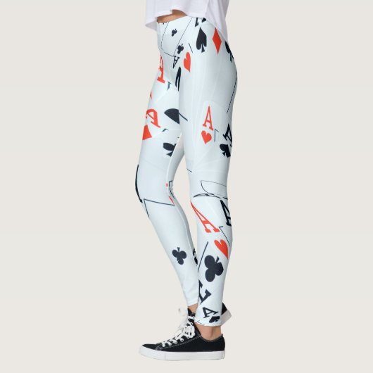 Deck of Destiny: Gelaagde Azen in een Poker Shuffl Leggings (Links)