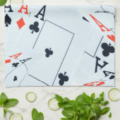 Deck of Destiny: Gelaagde Azen in een Poker Shuffl Theedoek (Gevouwen)