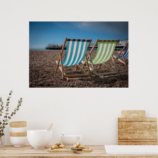 " deck " - voorzitters die naar het Zee kijken Poster (Keuken)